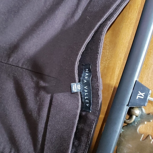 Pants and or shirts as a pair - Picture 2 of 3